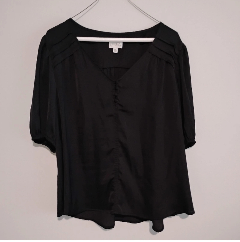 Wonderly Black Puff Sleeve Blouse, size XXL